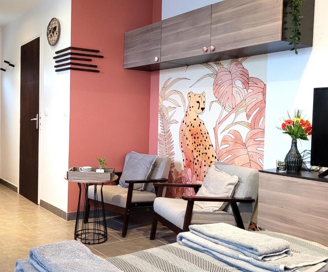 Studio Orange - Parc Asterix - Mer De Sable - Villepinte - Aeroport Cdg Vemars Екстериор снимка